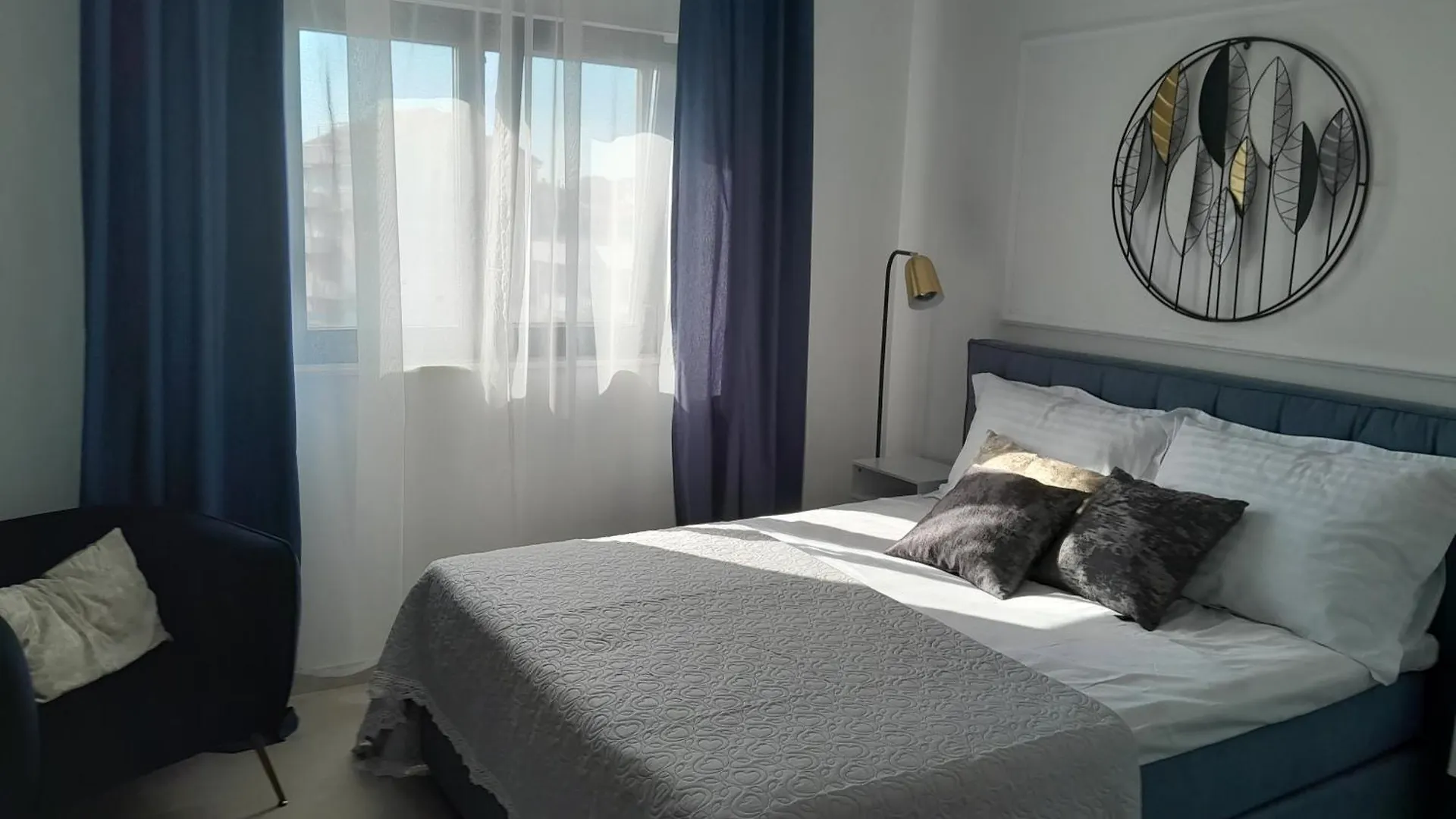 Apartment Penthouse Aurelia, Rooftop Terrace & Jacuzzi Turanj Croatia
