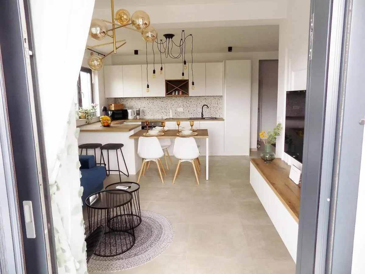 Apartment Penthouse Aurelia, Rooftop Terrace & Jacuzzi Turanj
